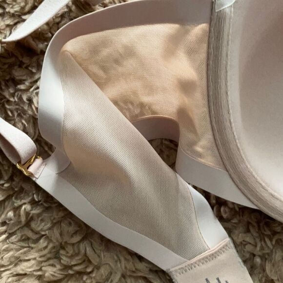 Soma Soft Beige Bra - Picture 4 of 5